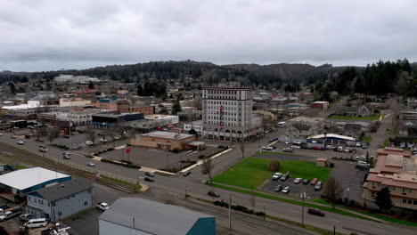 Business-Buildings-In-Wharf-Area-Of-Coos-Bay-In-Oregon-On-A-Cloudy-Day