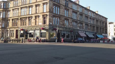 A-time-lapse-of-Byres-Road-during-the-golden-hour