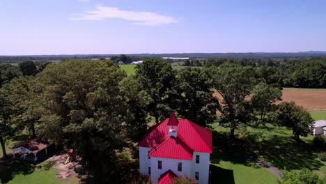 aerial-push-over-old-school-in-old-schoolhouse-near-windsor-crossroads