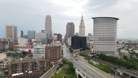 Cleveland,-Ohio-skyline-drone-video-moving-up