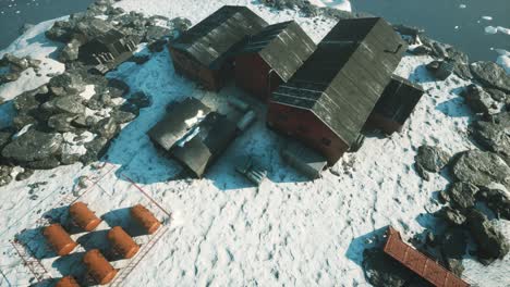 Luftaufnahme-Der-Antarktischen-Basis-Und-Der-Wissenschaftlichen-Forschungsstation