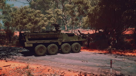 Tanque-Blindado-Del-Ejército-De-Batalla-En-La-Carretera