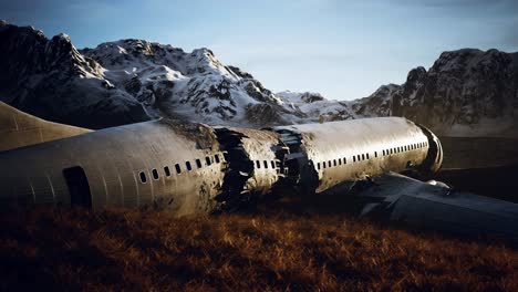 plane-crashed-on-a-mountain