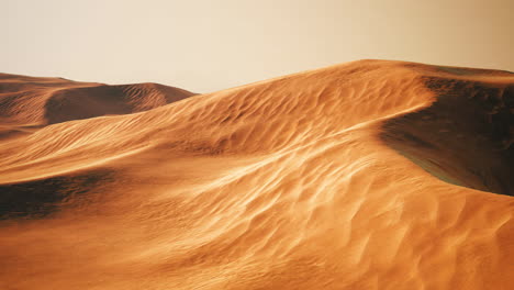 Big-sand-dune-in-Sahara-desert-landscape