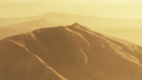 La-Vista-De-Las-Formaciones-Rocosas-En-El-Desierto-De-Wadi-Rum