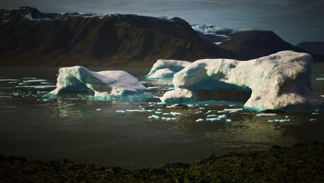 Eisberge-In-Grönland-Im-Sommer