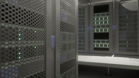 Aufnahme-Eines-Korridors-In-Einem-Funktionierenden-Rechenzentrum-Voller-Rack-Server-Und-Supercomputer
