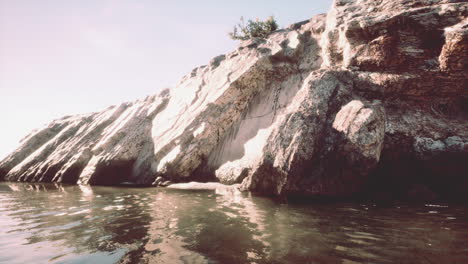 Landscape-of-Ocean-and-rocky-cliff