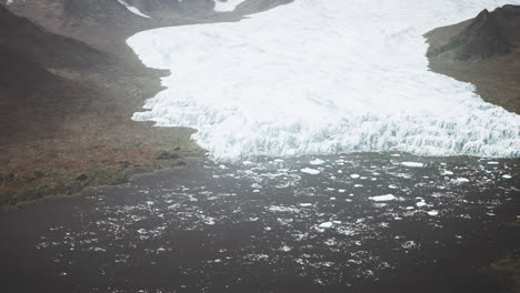 reenland-glacier-heavily-affected-by-global-warming