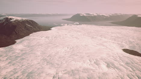 Luftaufnahme-Eines-Großen-Gletschers