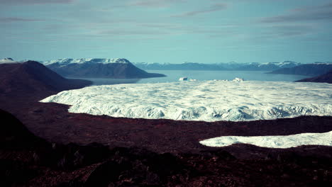 Alaska-Glacier-Bay-landscape-view