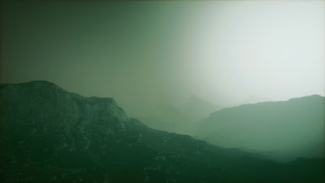 Niebla-Matutina-En-La-Montaña-De-Afganistán