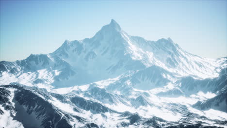 Paisaje-Montañoso-Del-Cáucaso-Invernal-Con-Glaciares-Blancos-Y-Pico-Rocoso