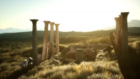 Alte-Römische-Tempelruinen-Bei-Sonnenuntergang