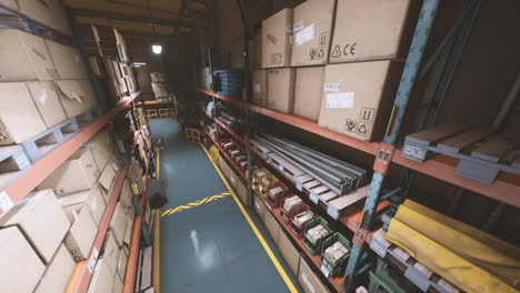 Warehouse-storage-of-retail-merchandise-shop