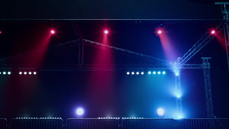 Free-stage-with-lights-from-lighting-devices