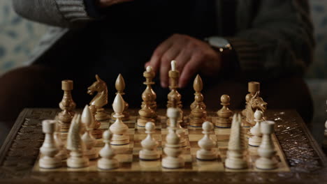 Movement of chess game playing on the table 1622234 Stock Video at Vecteezy