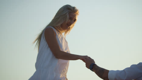 Beautiful-boy-and-girl-in-love-together.-Romantic-date-of-love-couple-at-sunset